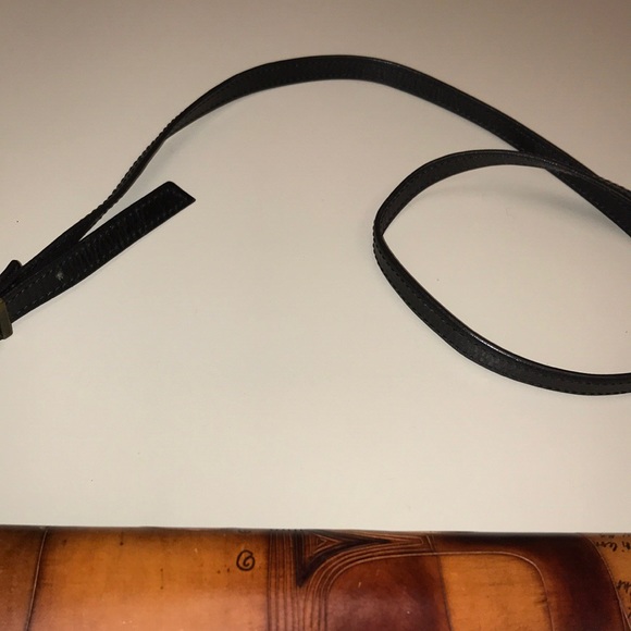 Bambas Crossbody - Picture 4 of 8